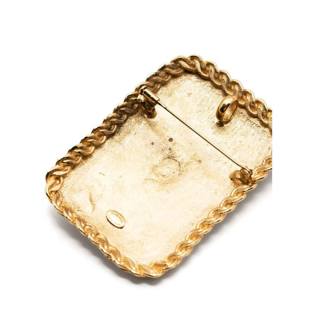 CHANEL Hammered Metal Plate Owl Brooch - Picture 3 of 4